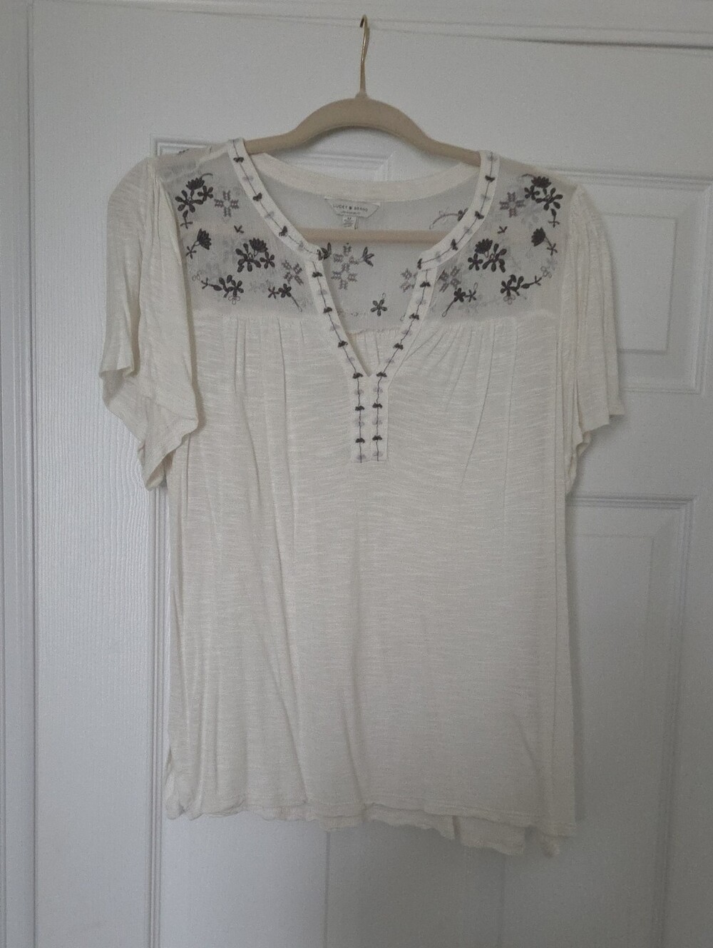 Lucky Brand Ivory Short-Sleeve Peasant Top with Black Floral Embroidery